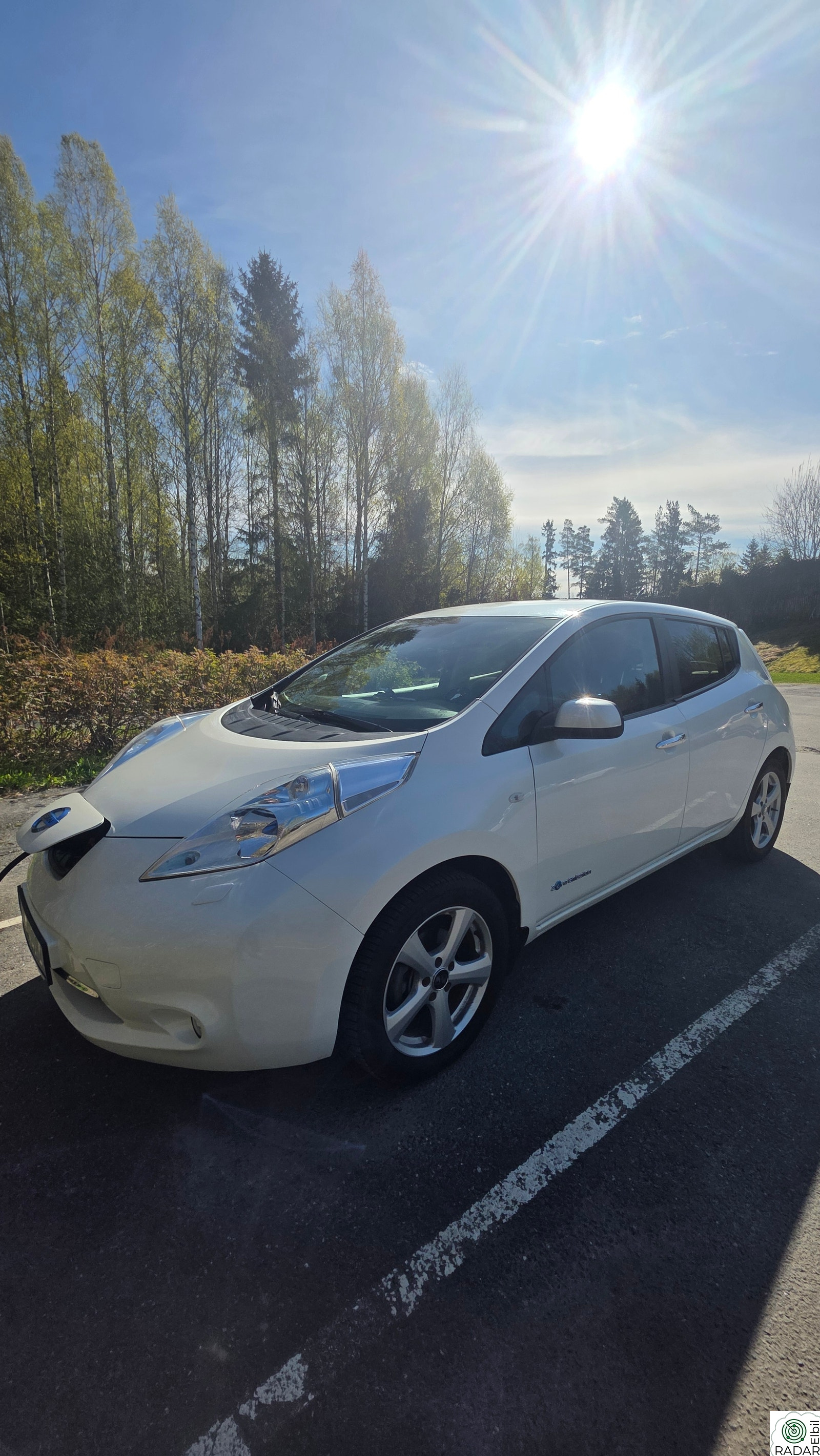 NISSAN LEAF