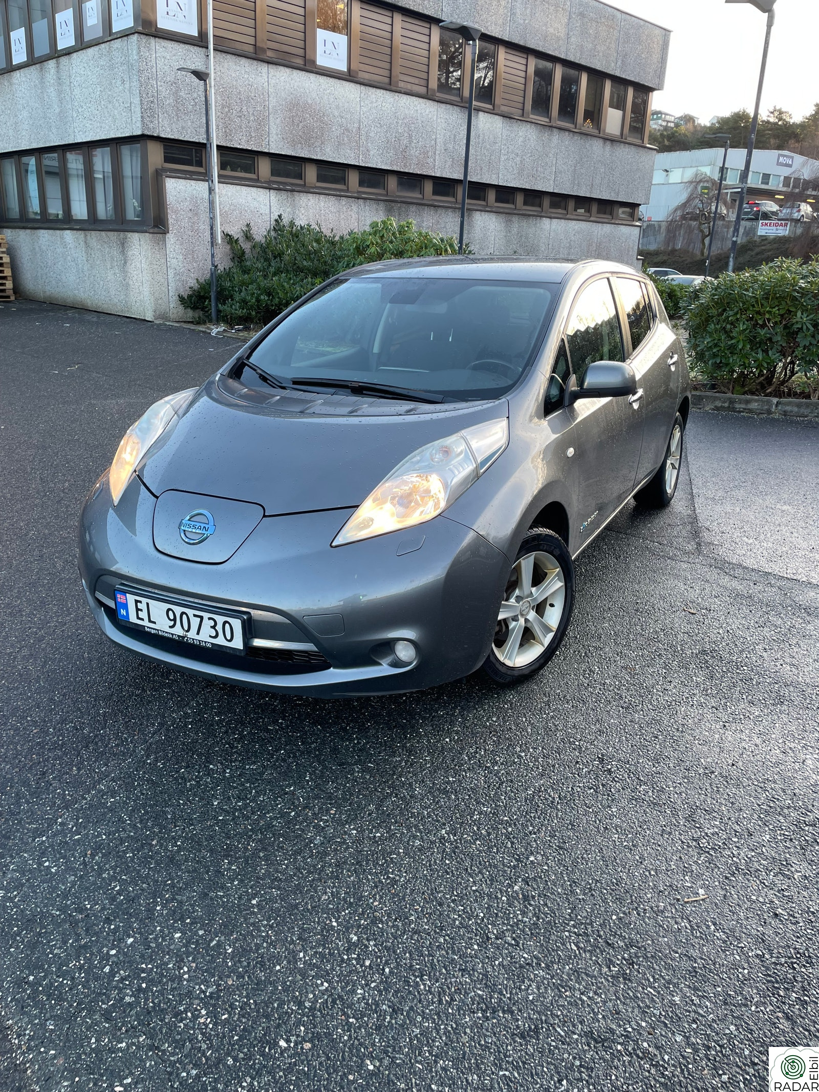 NISSAN LEAF