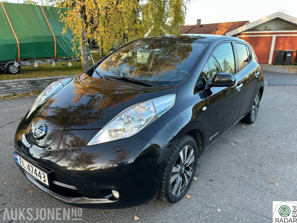 NISSAN LEAF Tekna, 184000km, Skinninteriør, Ryggekamera, Reparasjon