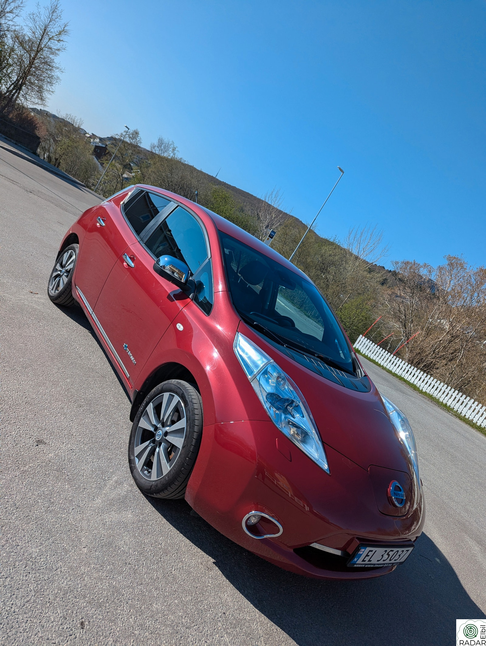 NISSAN LEAF Tekna