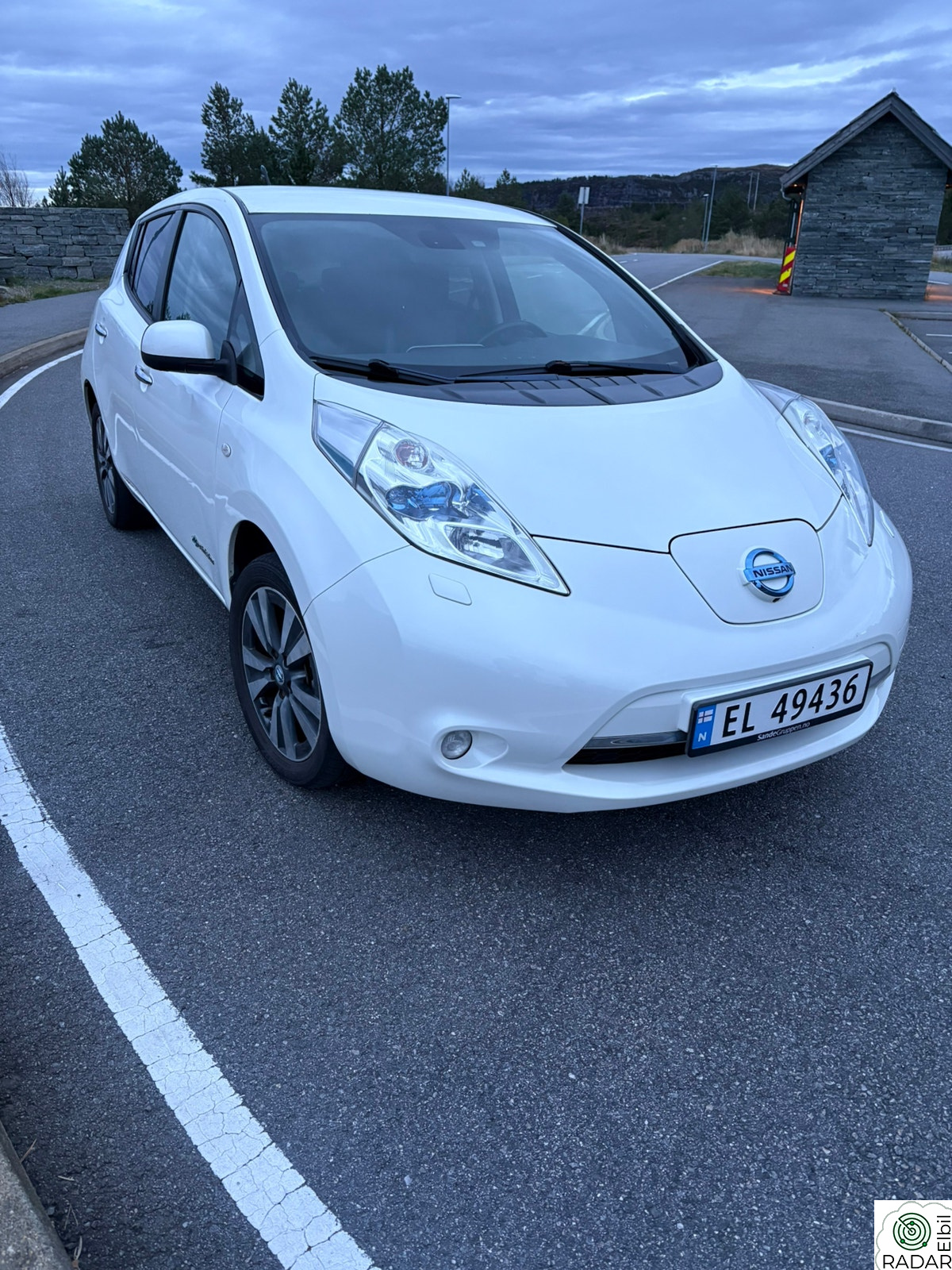 NISSAN LEAF Tekna, 11/12 streker/Eu2028/nye bremser