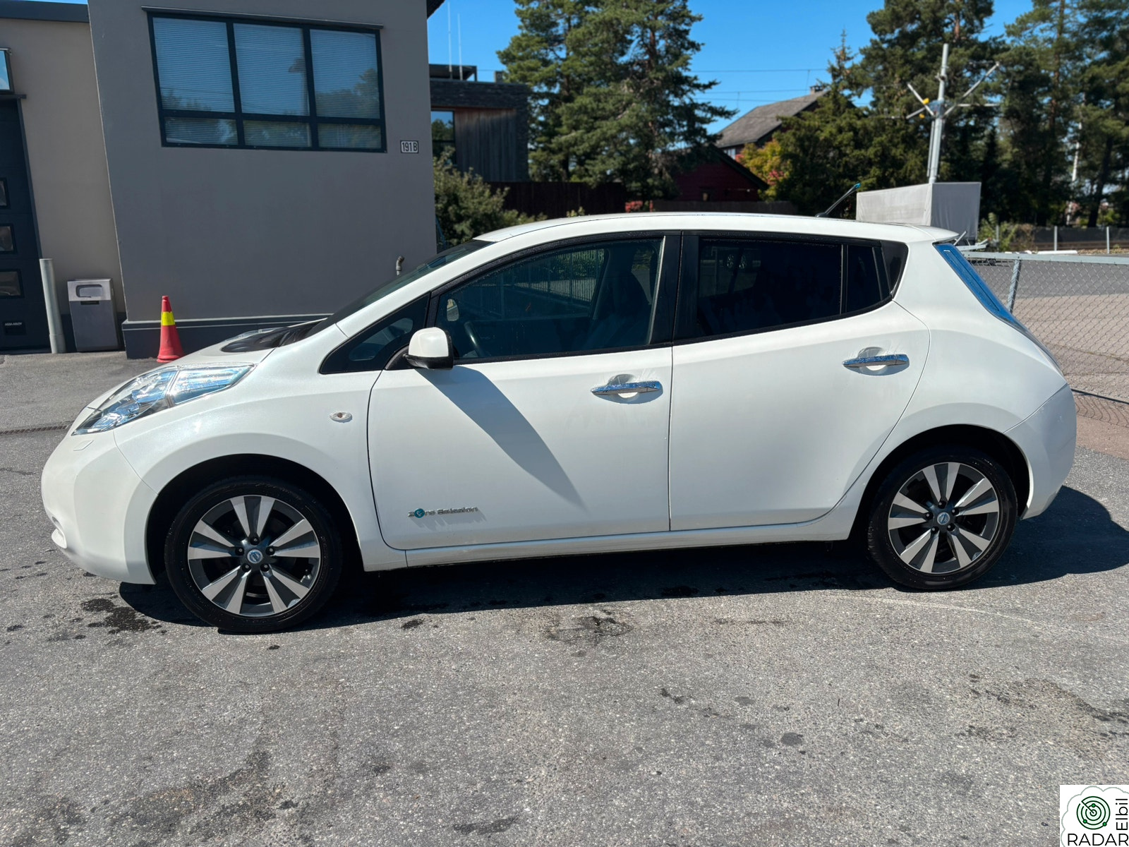 NISSAN LEAF Tekna | Skinn | Bose | Toppmodell