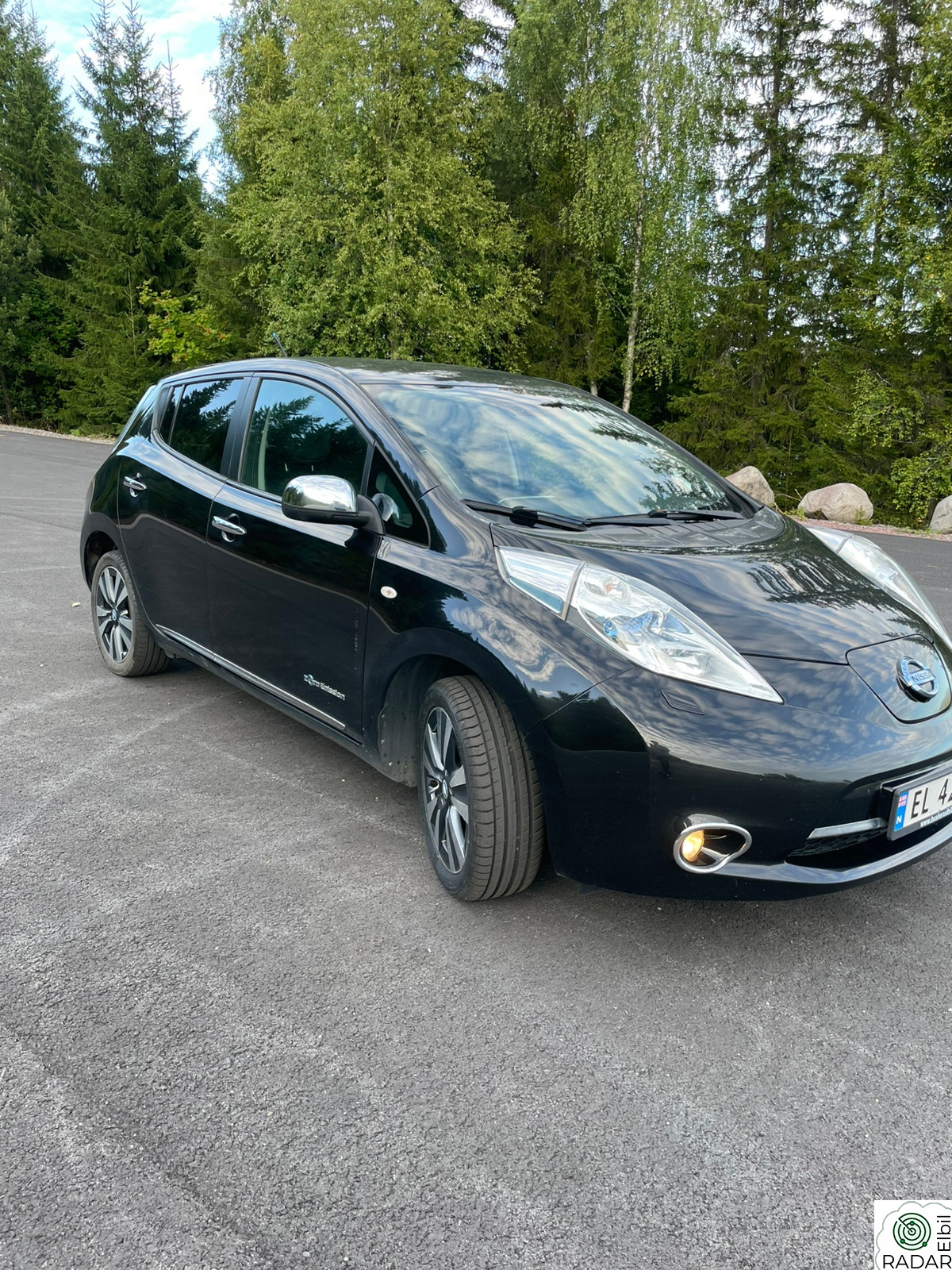NISSAN LEAF Tekna