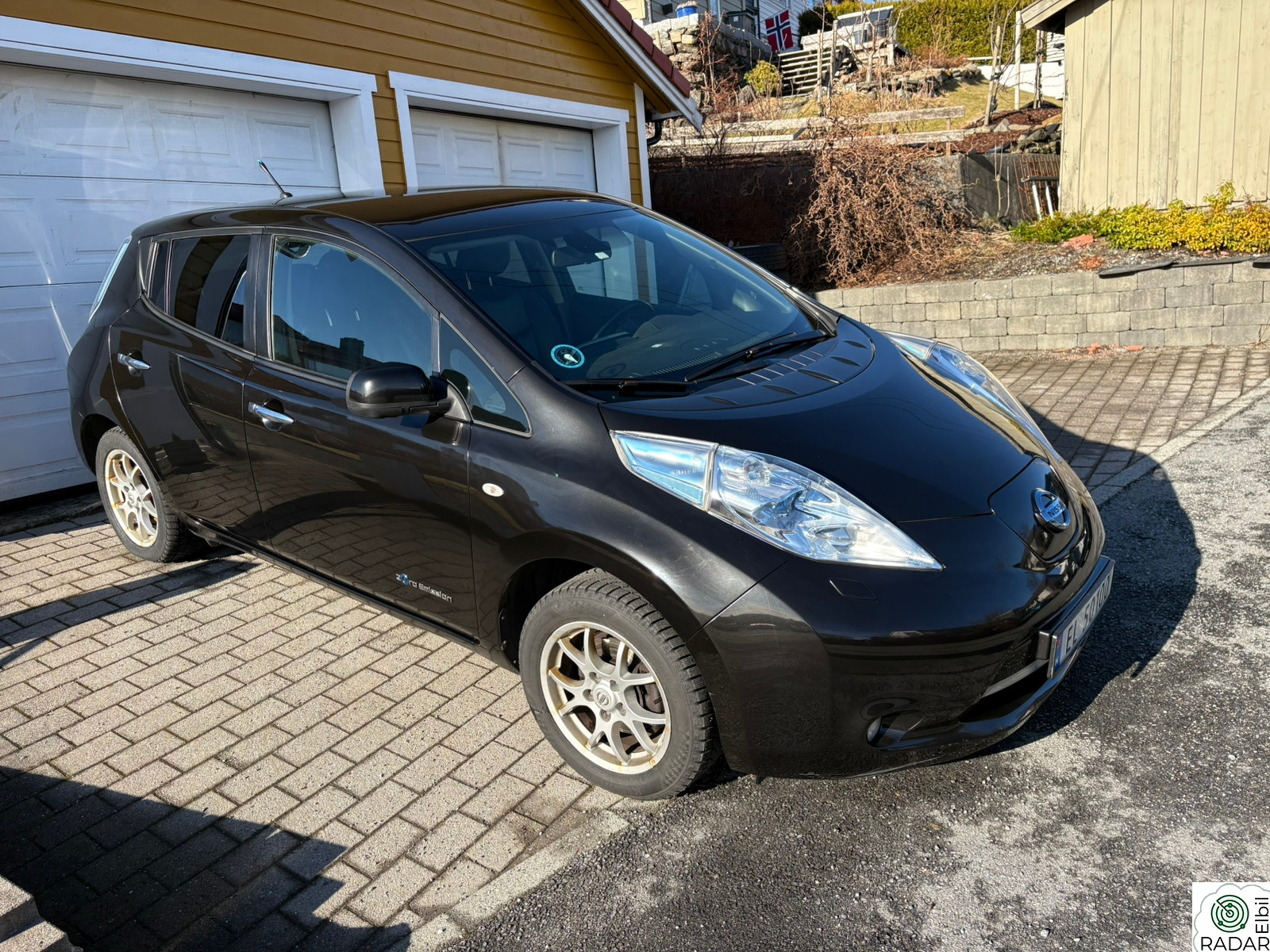 NISSAN LEAF Tekna