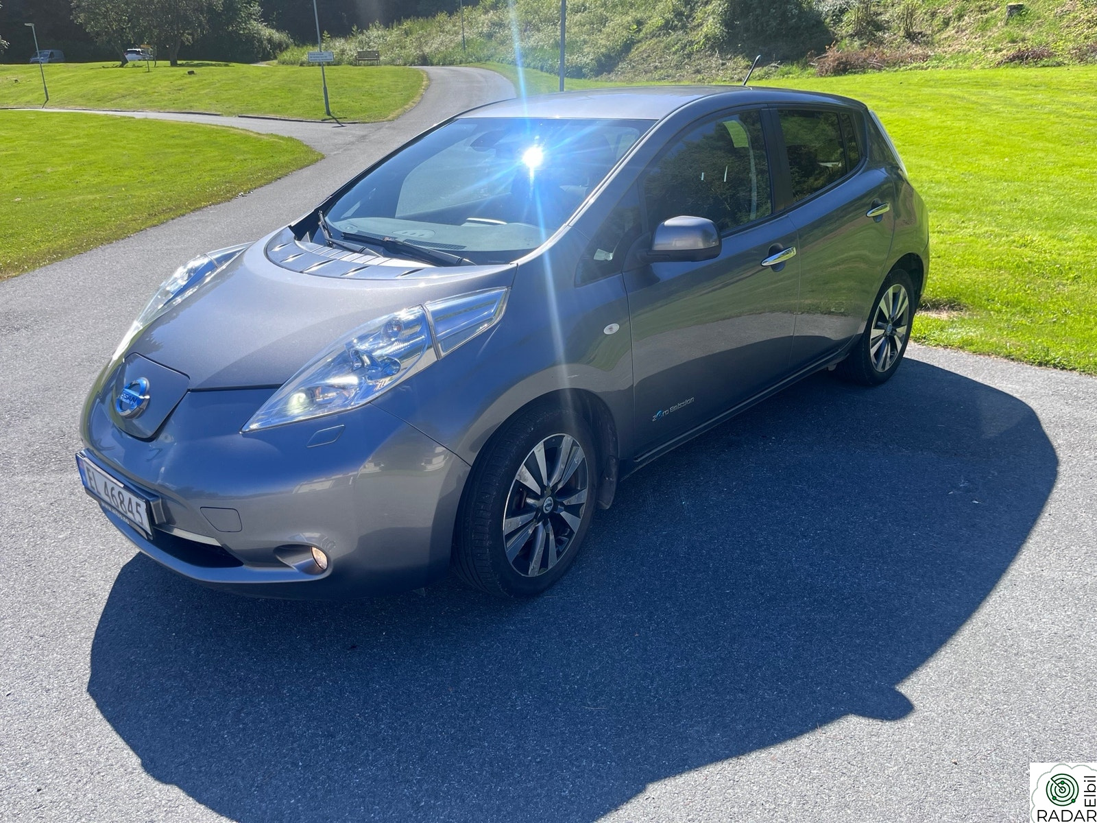 NISSAN LEAF Tekna