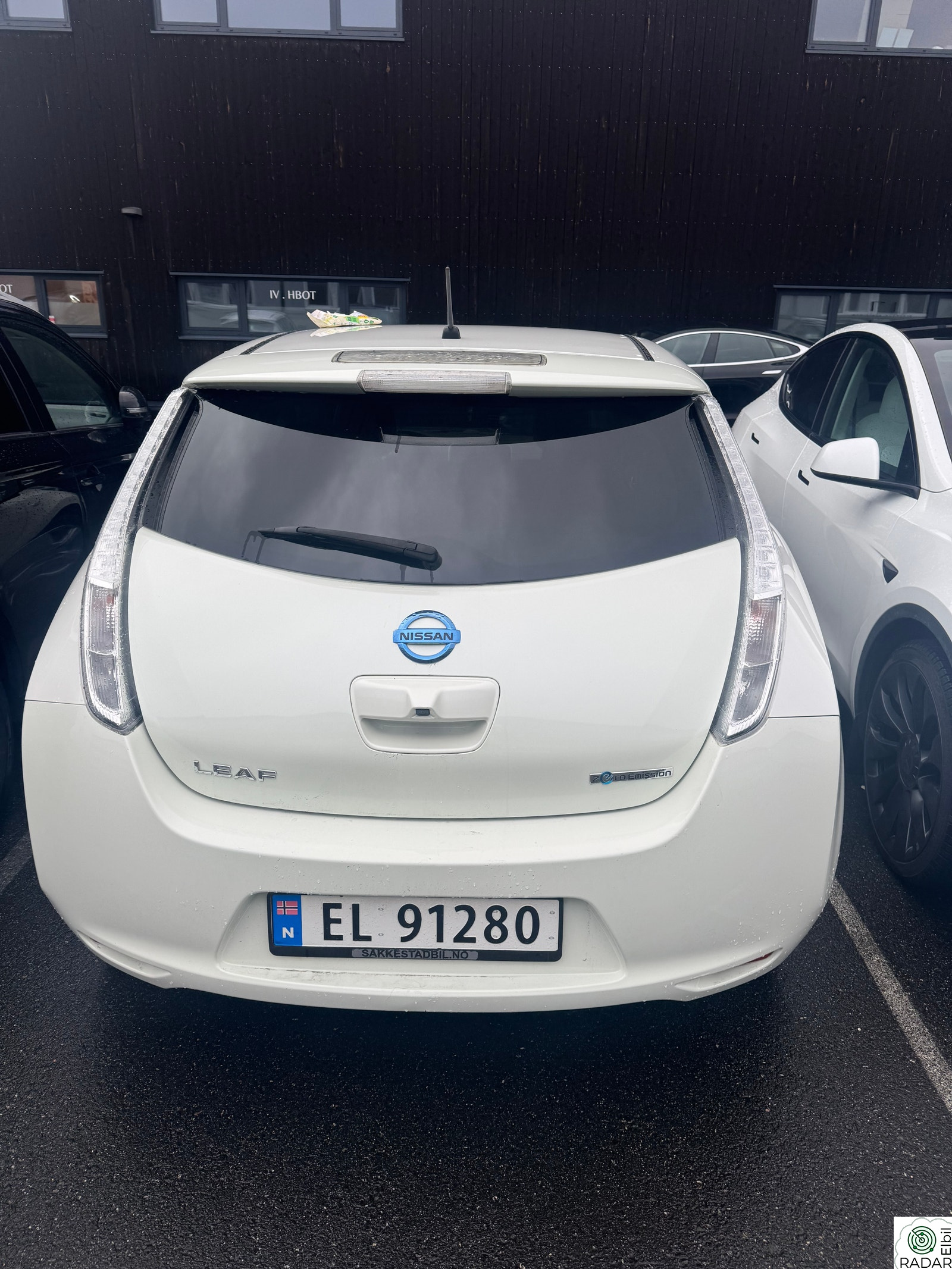 NISSAN LEAF Tekna