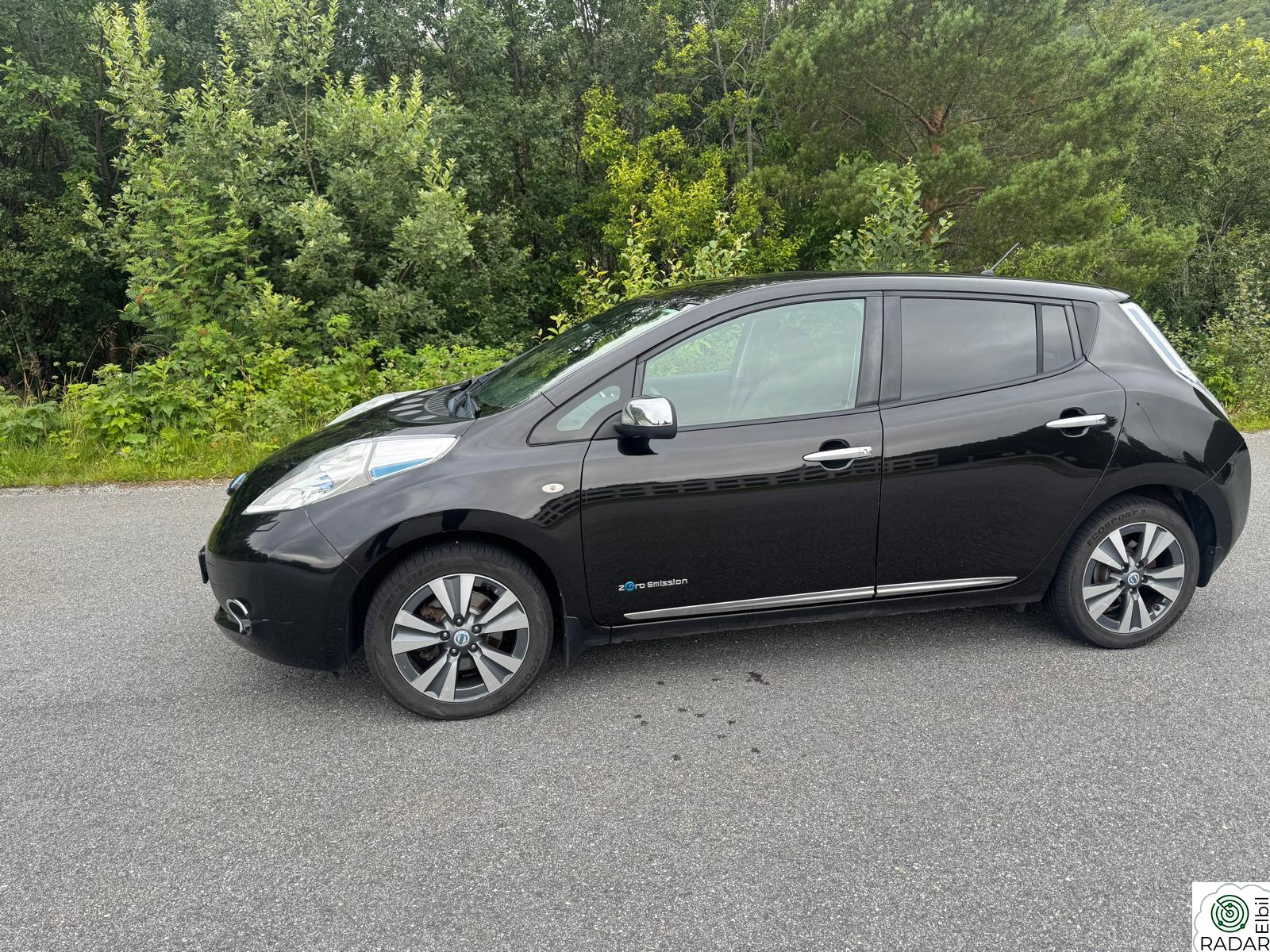 NISSAN LEAF Tekna, batteri 11/12, 8 x dekk, EU 31.05.2028