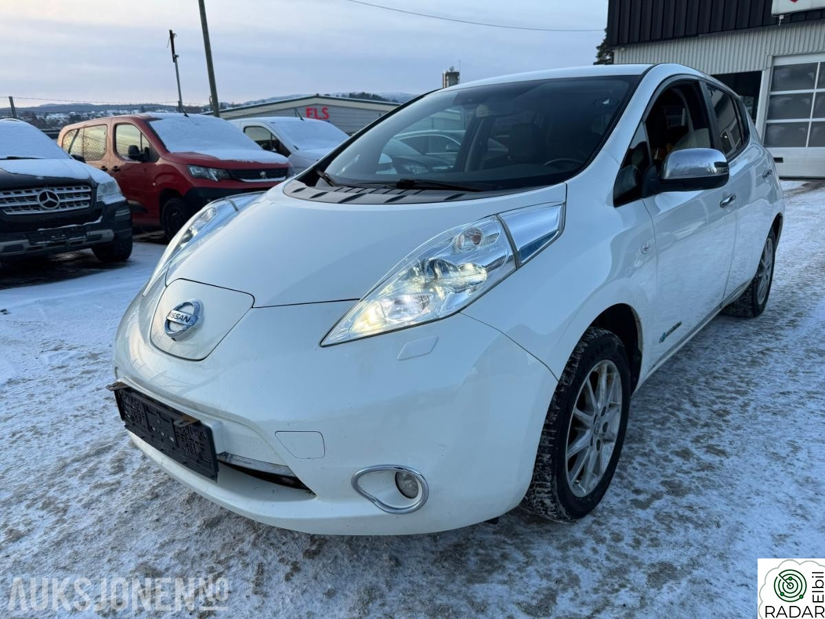 NISSAN LEAF 24 KWH TEKNA SKINN 360-KAMERA CRUISE NAVI
