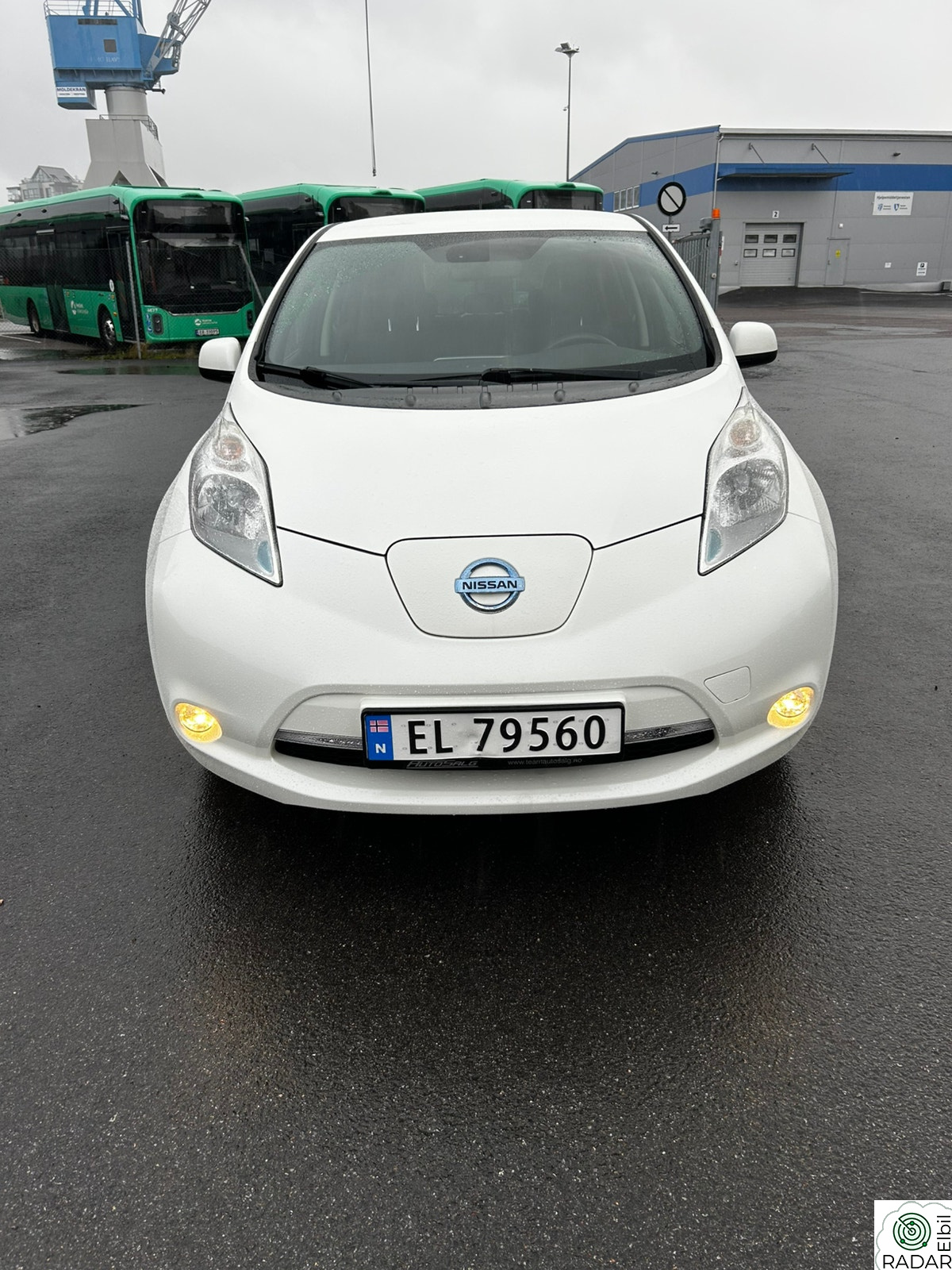 NISSAN LEAF