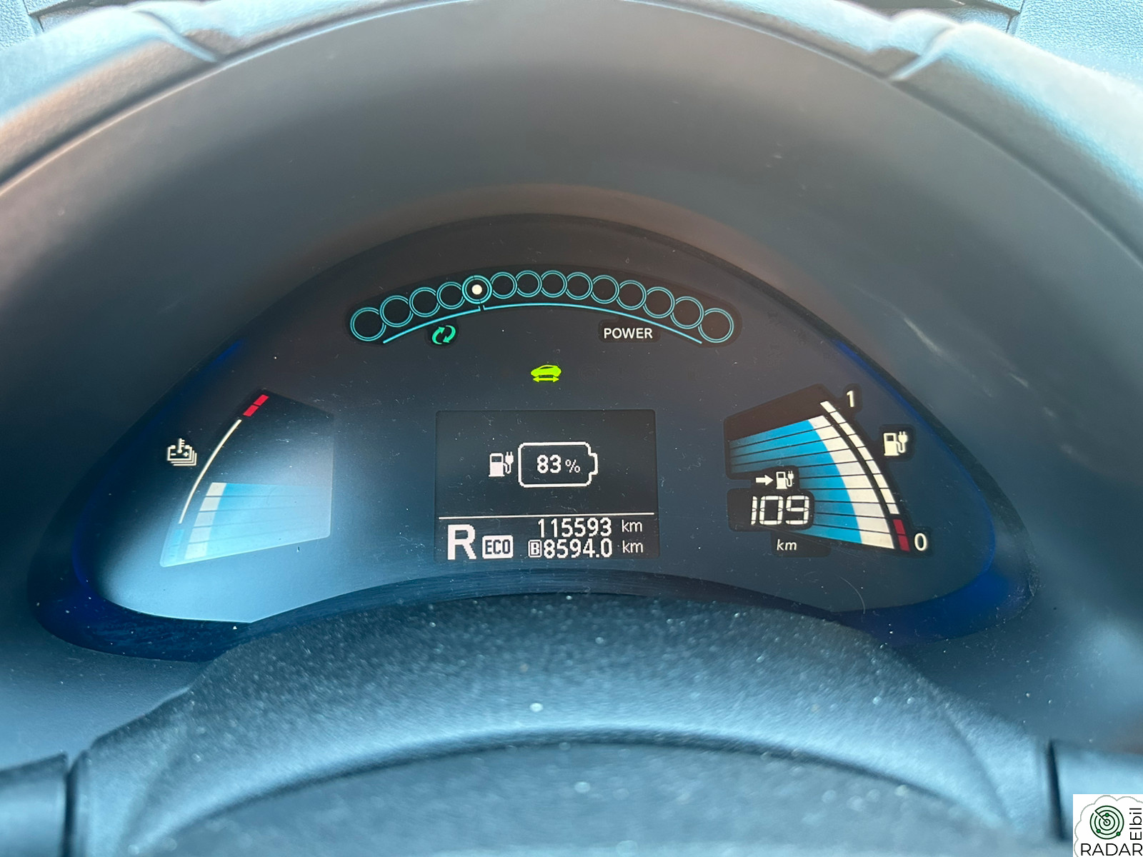 NISSAN LEAF