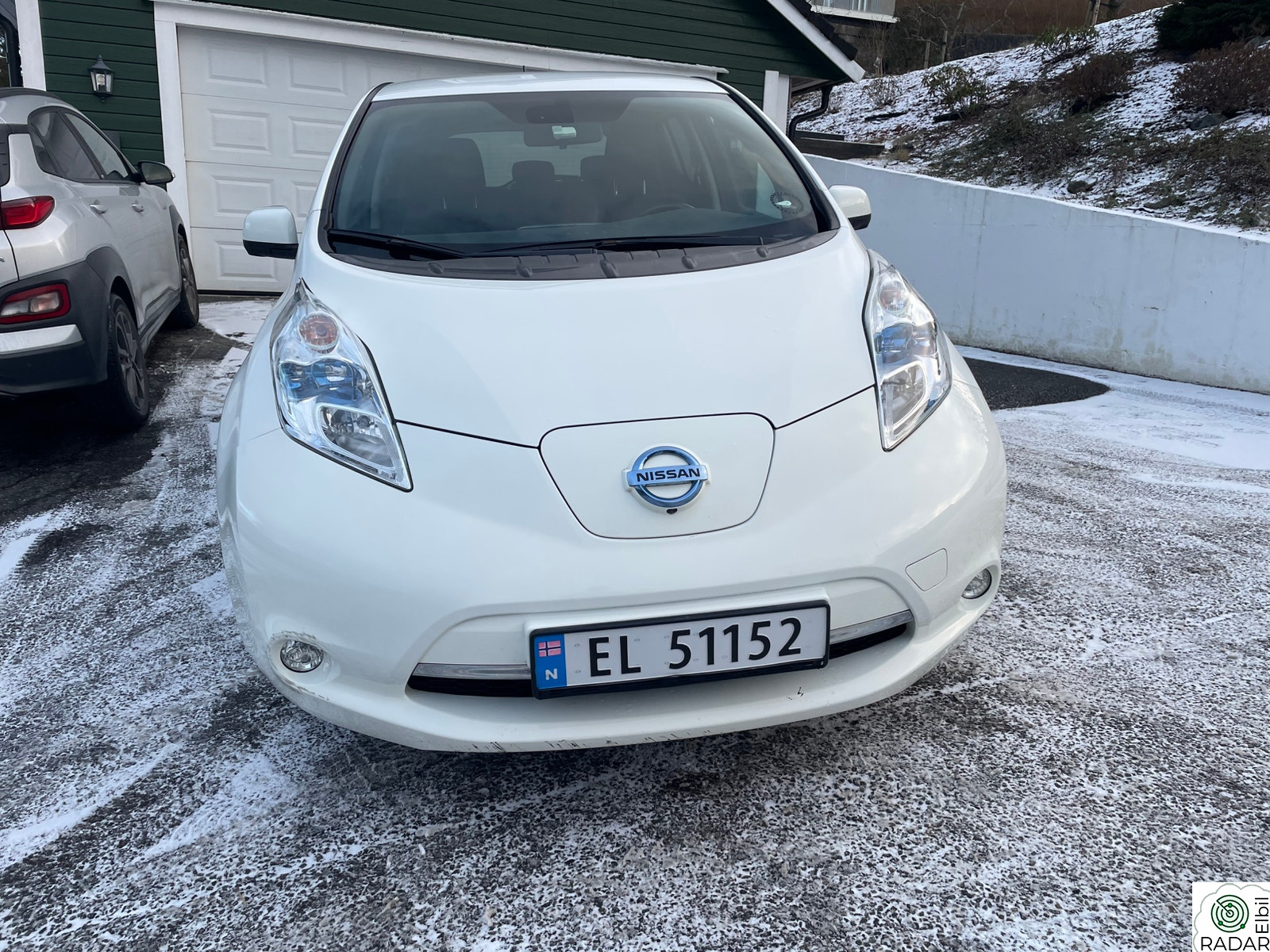 NISSAN LEAF