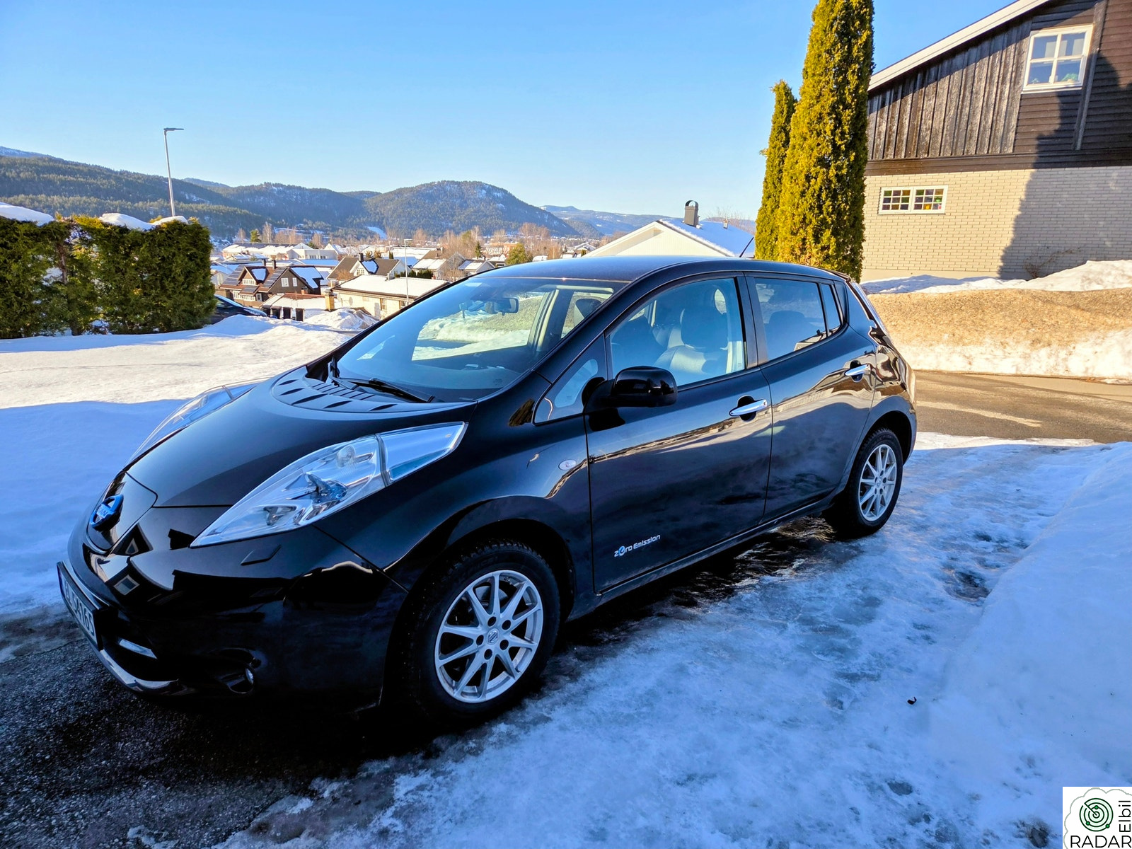 NISSAN LEAF Tekna