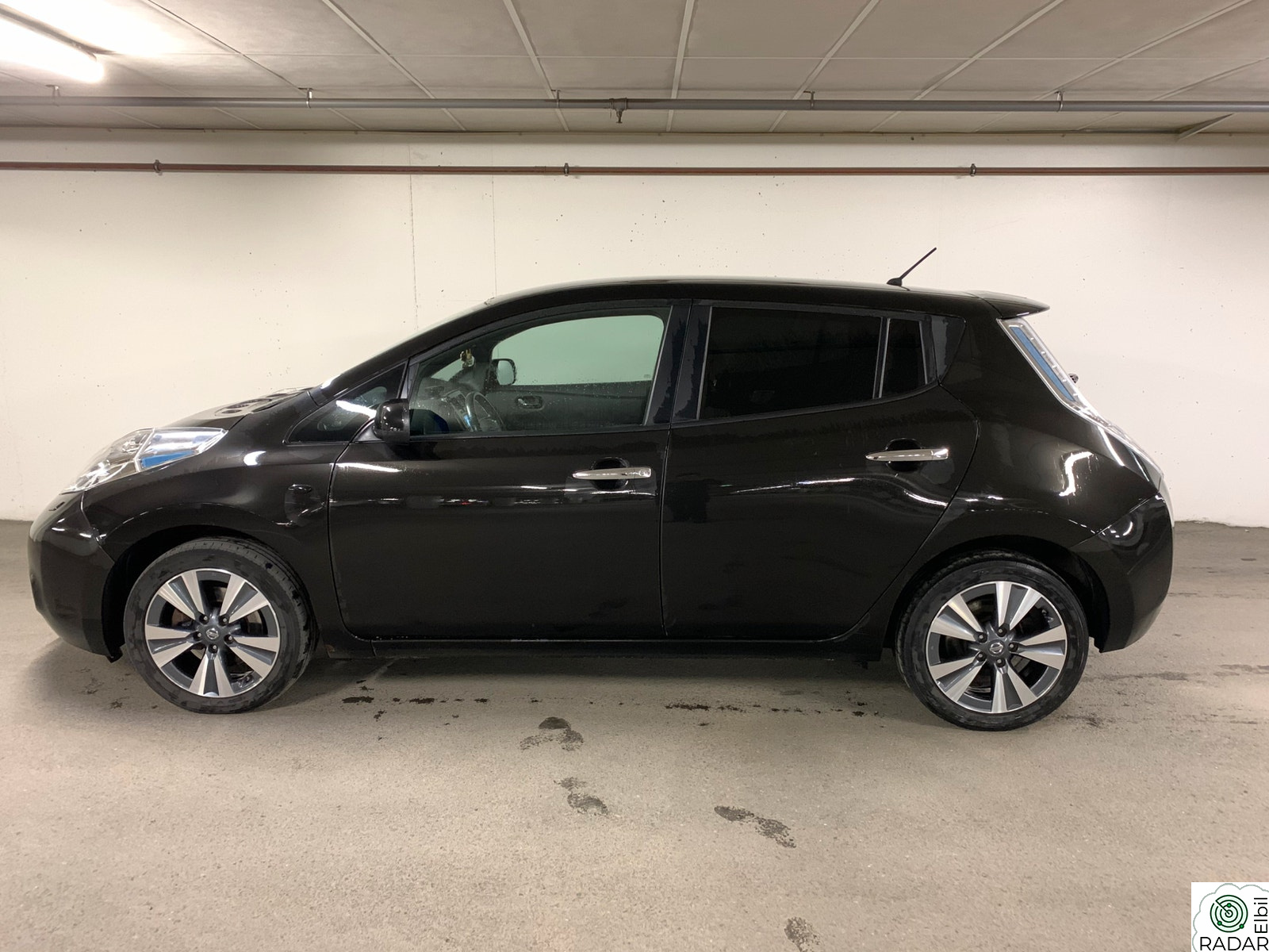 NISSAN LEAF Tekna