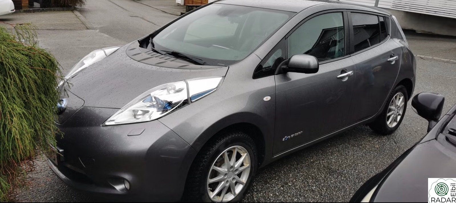 NISSAN LEAF Tekna