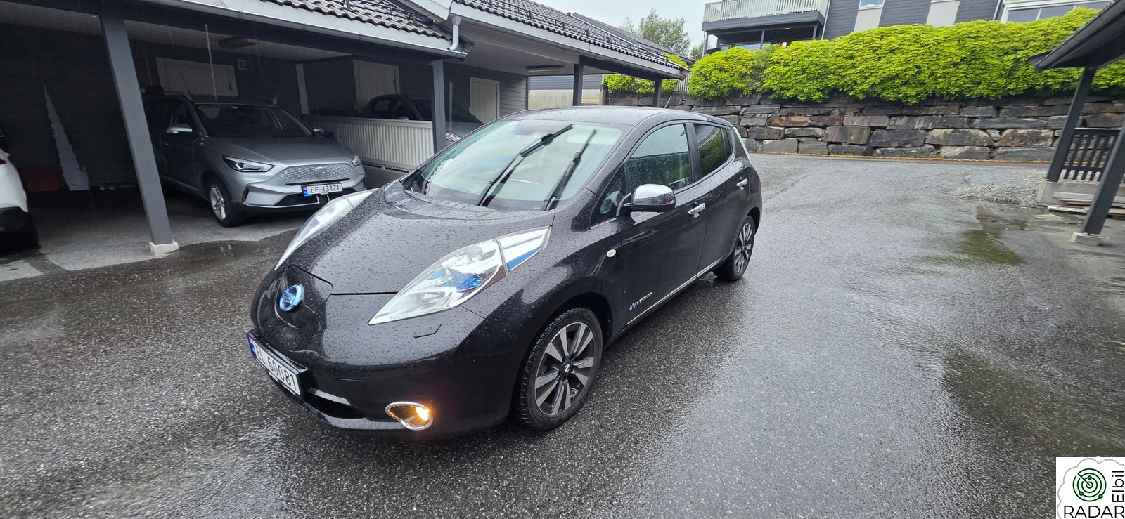 NISSAN LEAF Tekna
