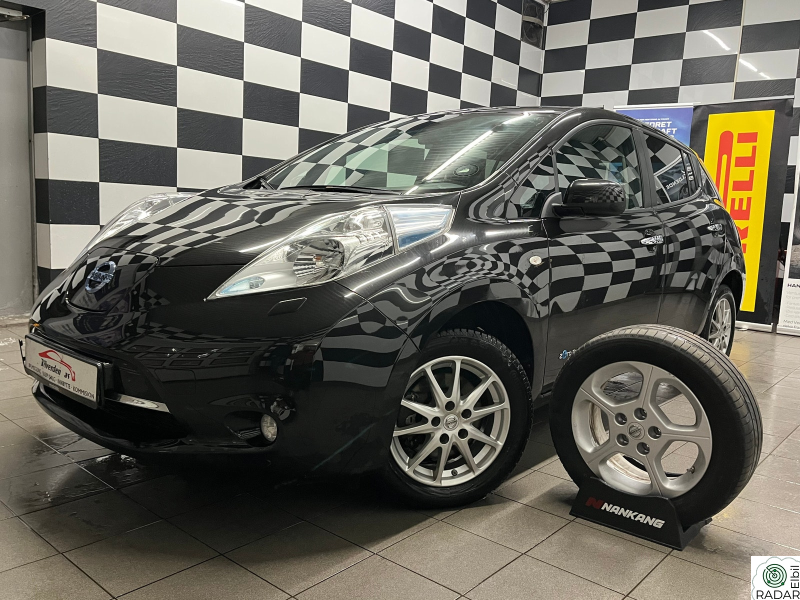 NISSAN LEAF 11/12 STREKER*NORSK*1-EIER*LAV KM*VARME-PUMPE*EU OK