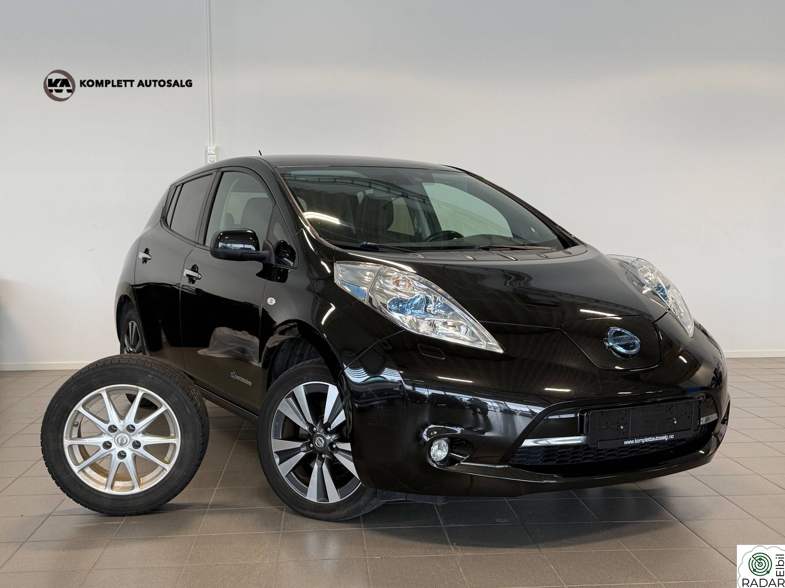 NISSAN LEAF 360 kamera/Ryggekamera/EU ok til 04.2027