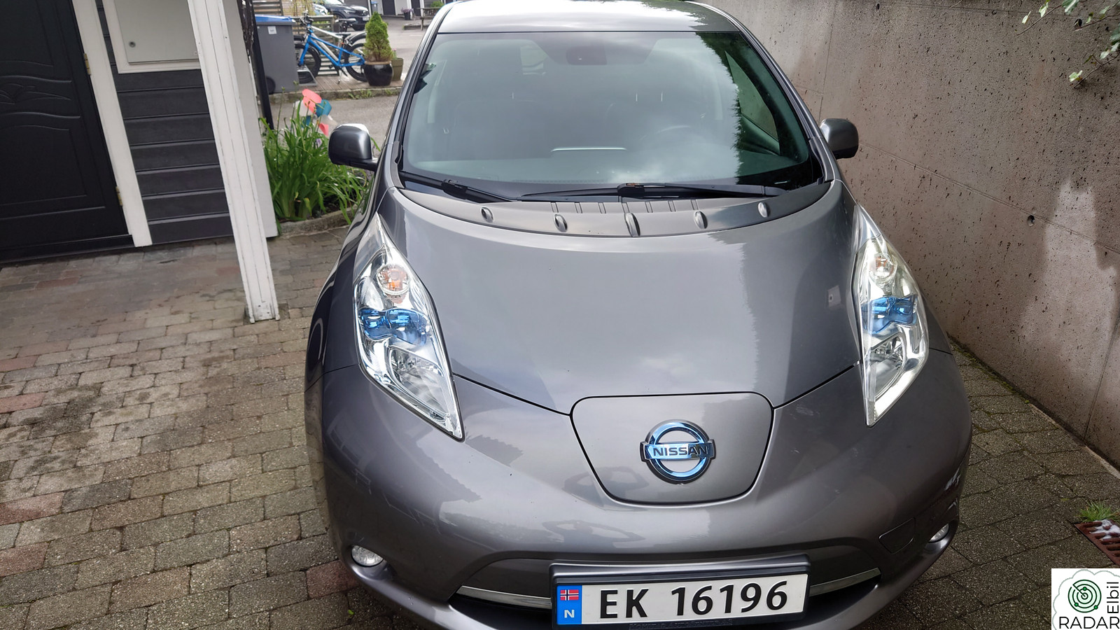 NISSAN LEAF Tekna