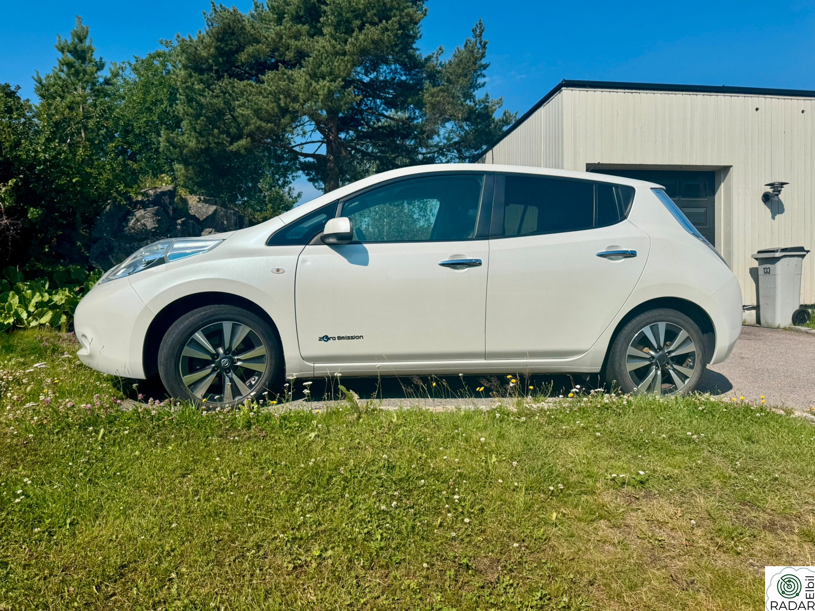 NISSAN LEAF Tekna