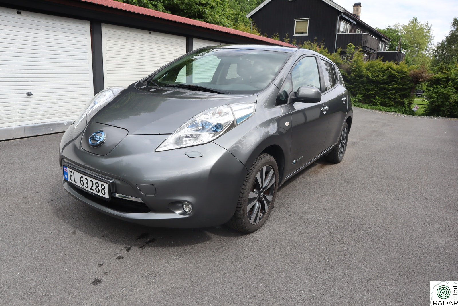 NISSAN LEAF Nordic Topputstyrt - EU-godkjent 06.06.2025