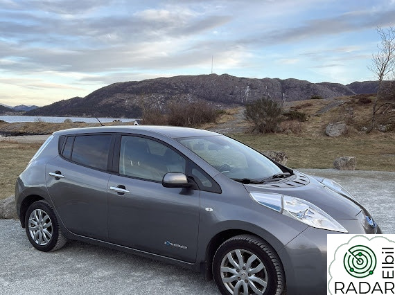NISSAN Leaf Tekna