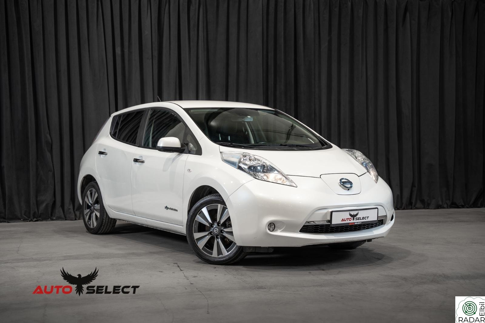 NISSAN Leaf 80 KWH 109HK/Tekna/360kam/Skinn/BOSE/Navi/Cruise