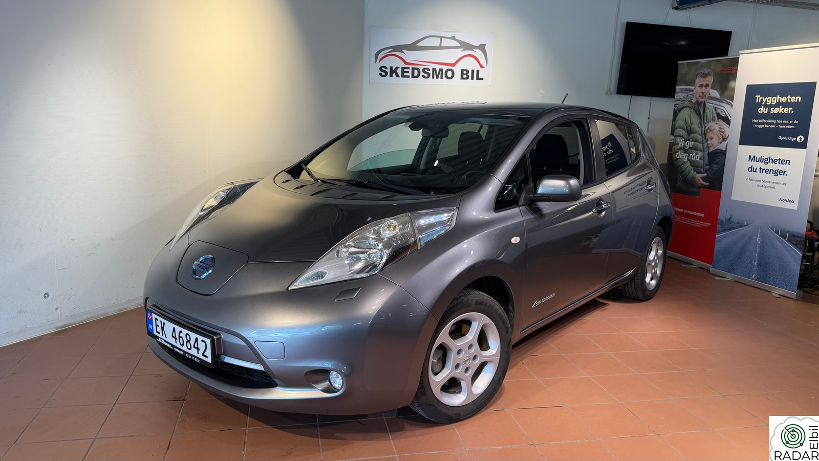 NISSAN Leaf