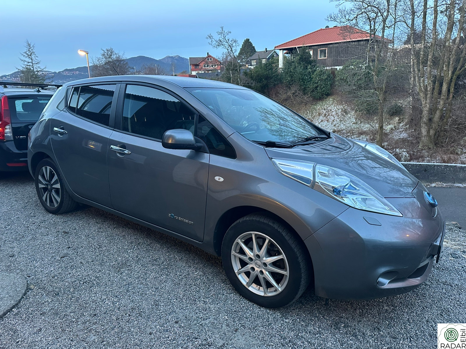 NISSAN LEAF Tekna
