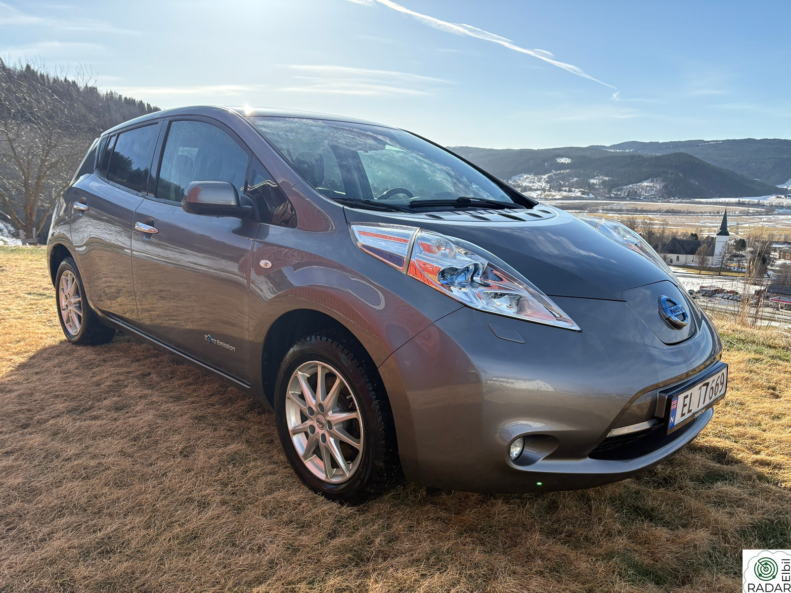 NISSAN LEAF Tekna