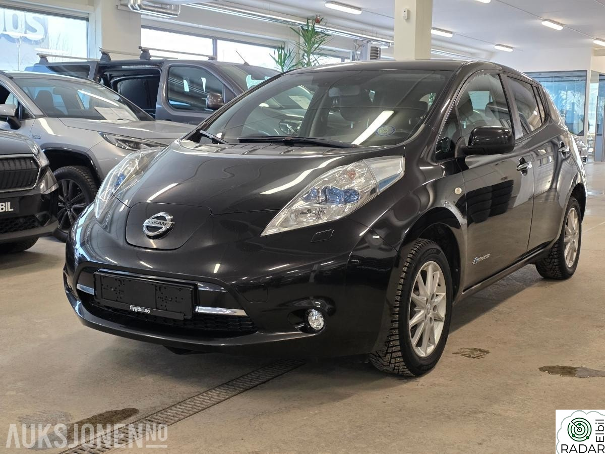 NISSAN LEAF Tekna