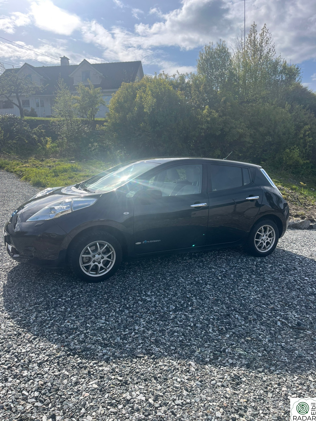 NISSAN LEAF A02  ZEO