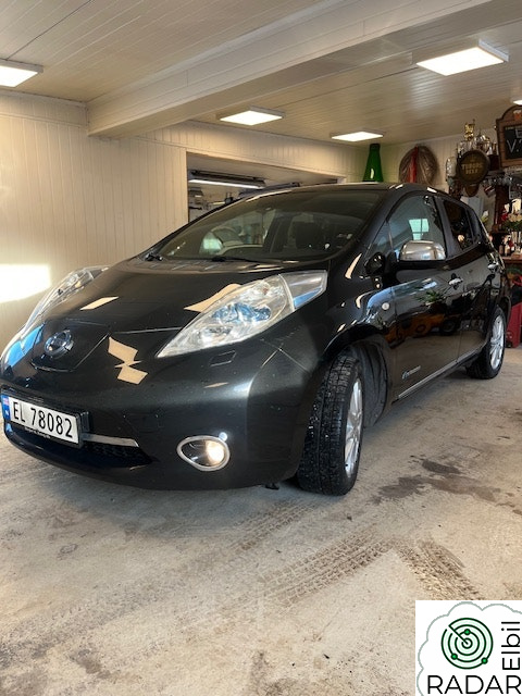 NISSAN LEAF Tekna