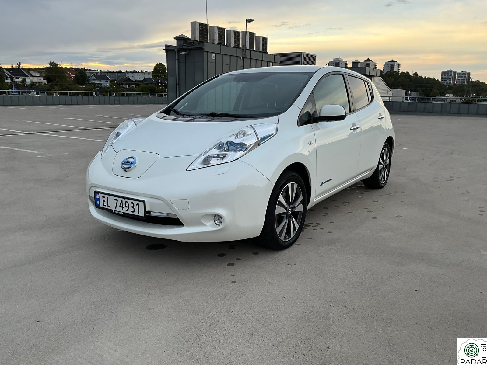 NISSAN LEAF Acenta