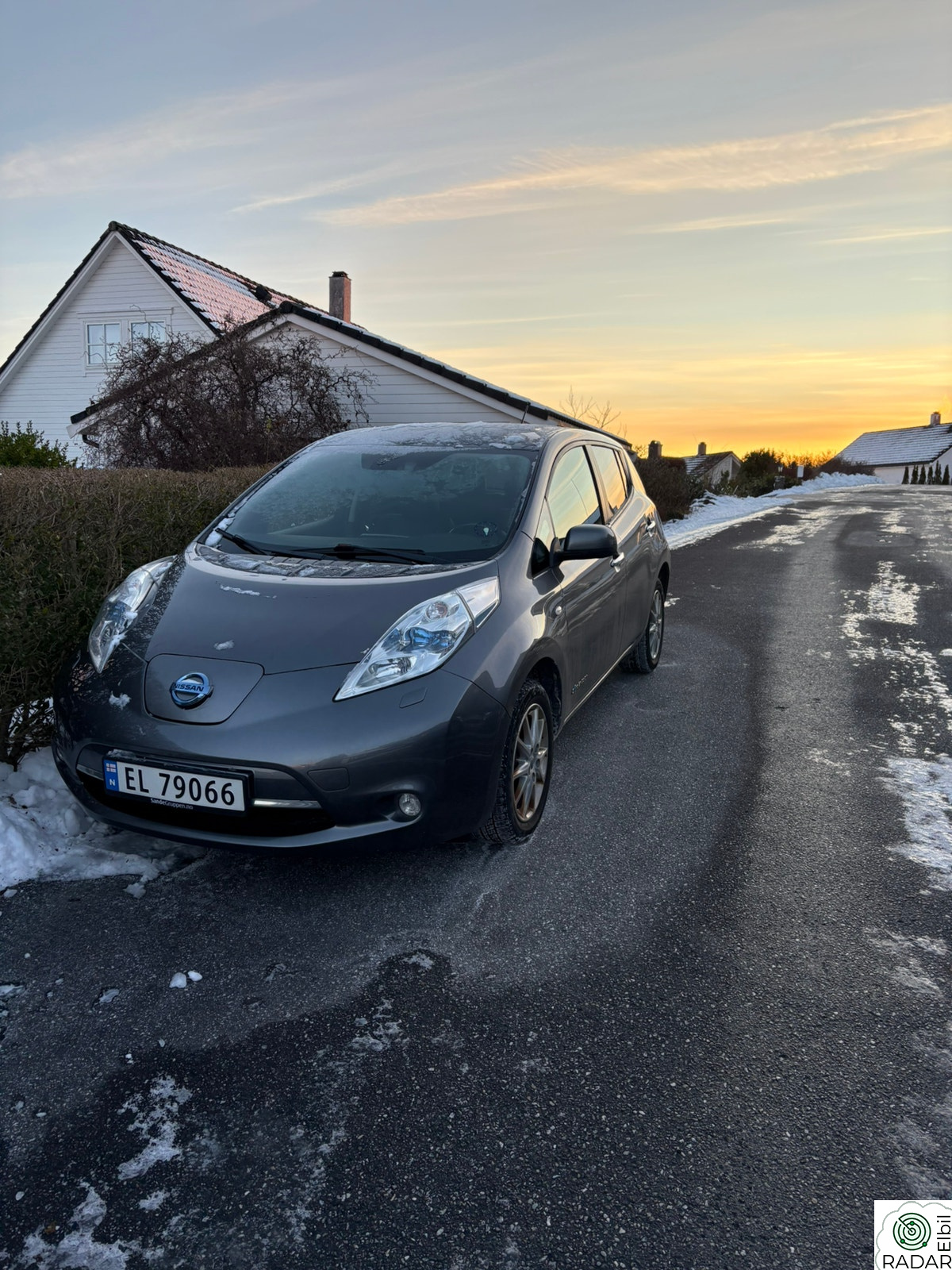 NISSAN LEAF Tekna