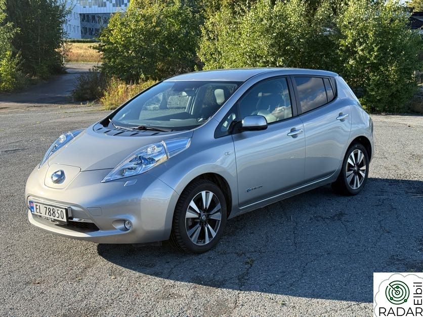 NISSAN LEAF Tekna