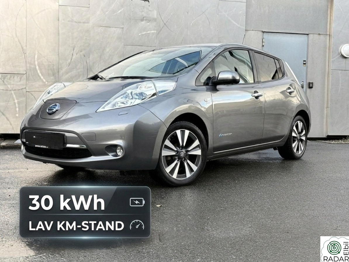 NISSAN LEAF 30kWh Tekna 30kWh/10 av 12/Bose/Skinn ++