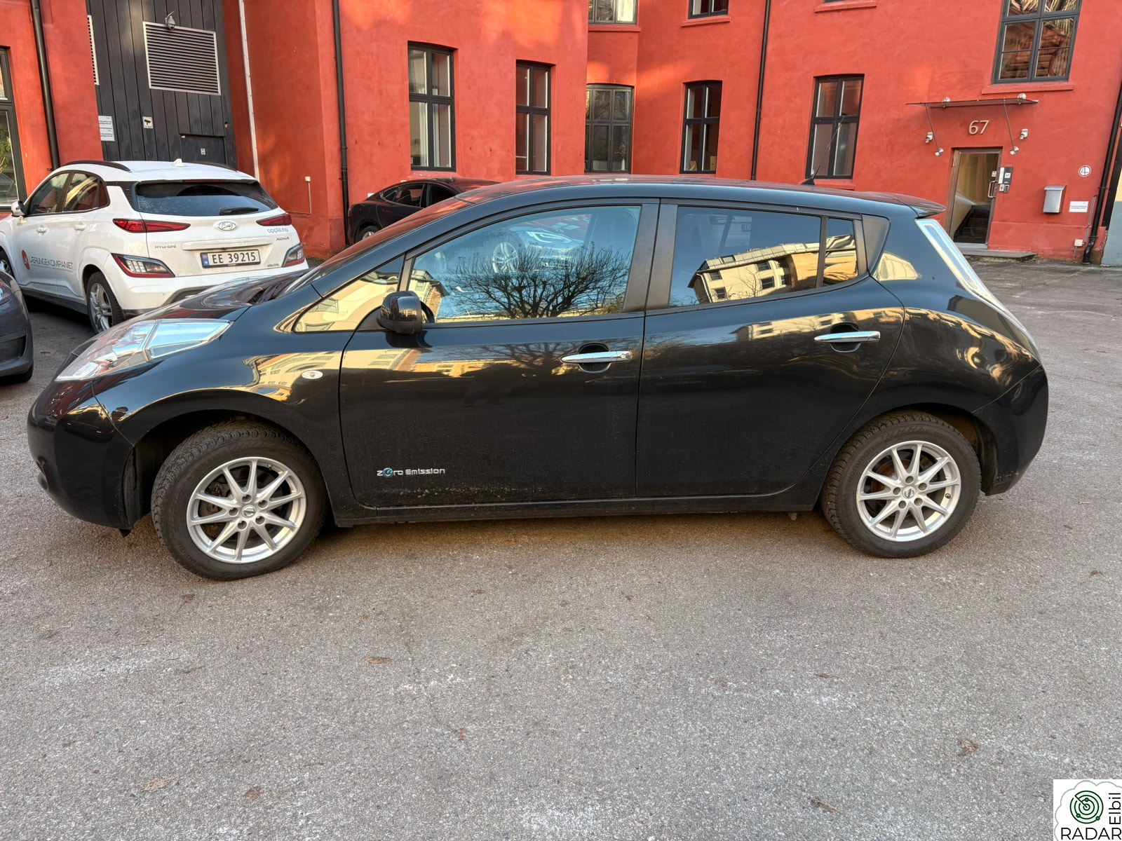 NISSAN Leaf 24kWh