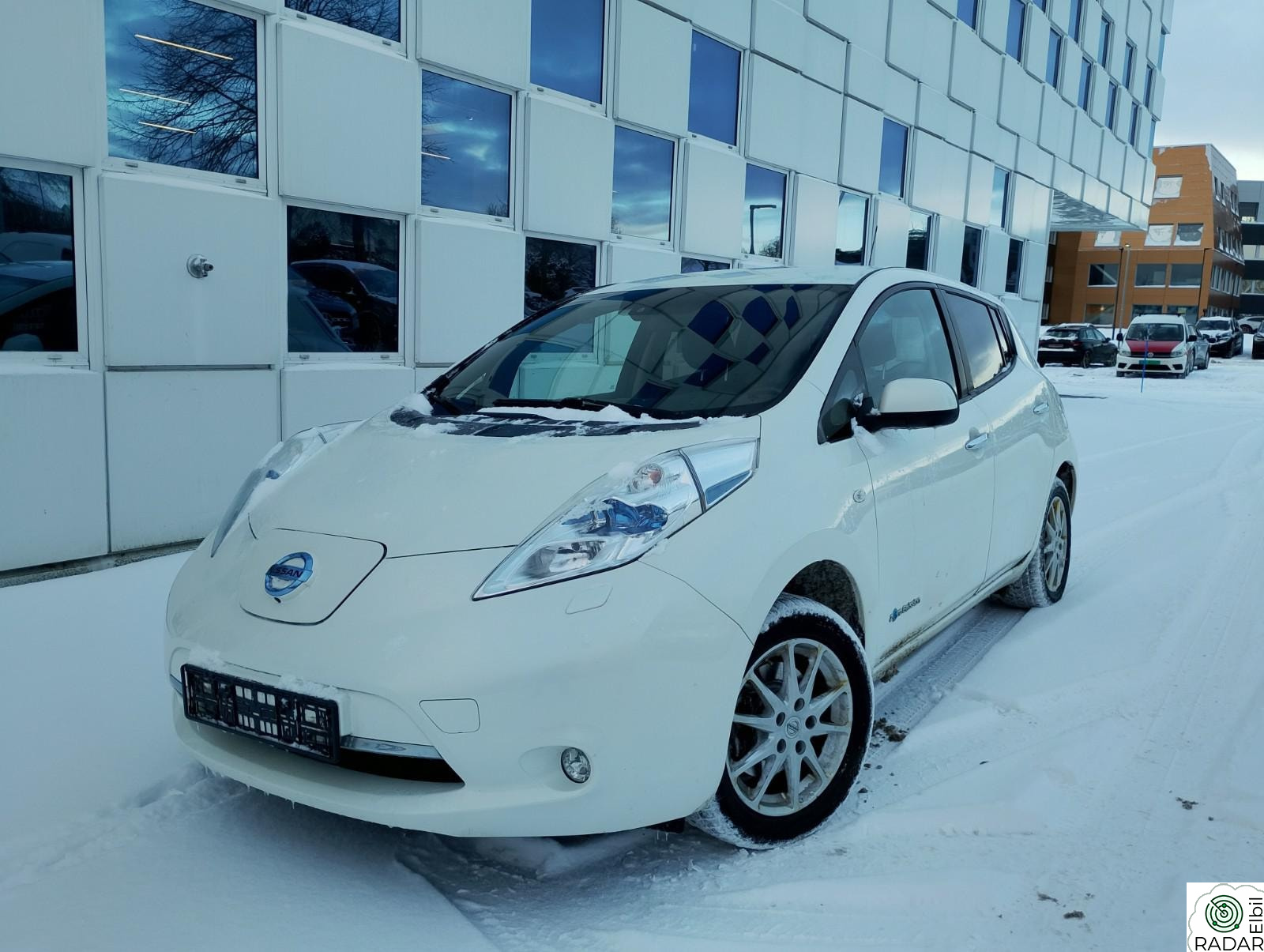 NISSAN LEAF 30kWh NY EU GODKJENT 30kWh TEKNA CC.Skinn BOSE Ratt oppvarmet