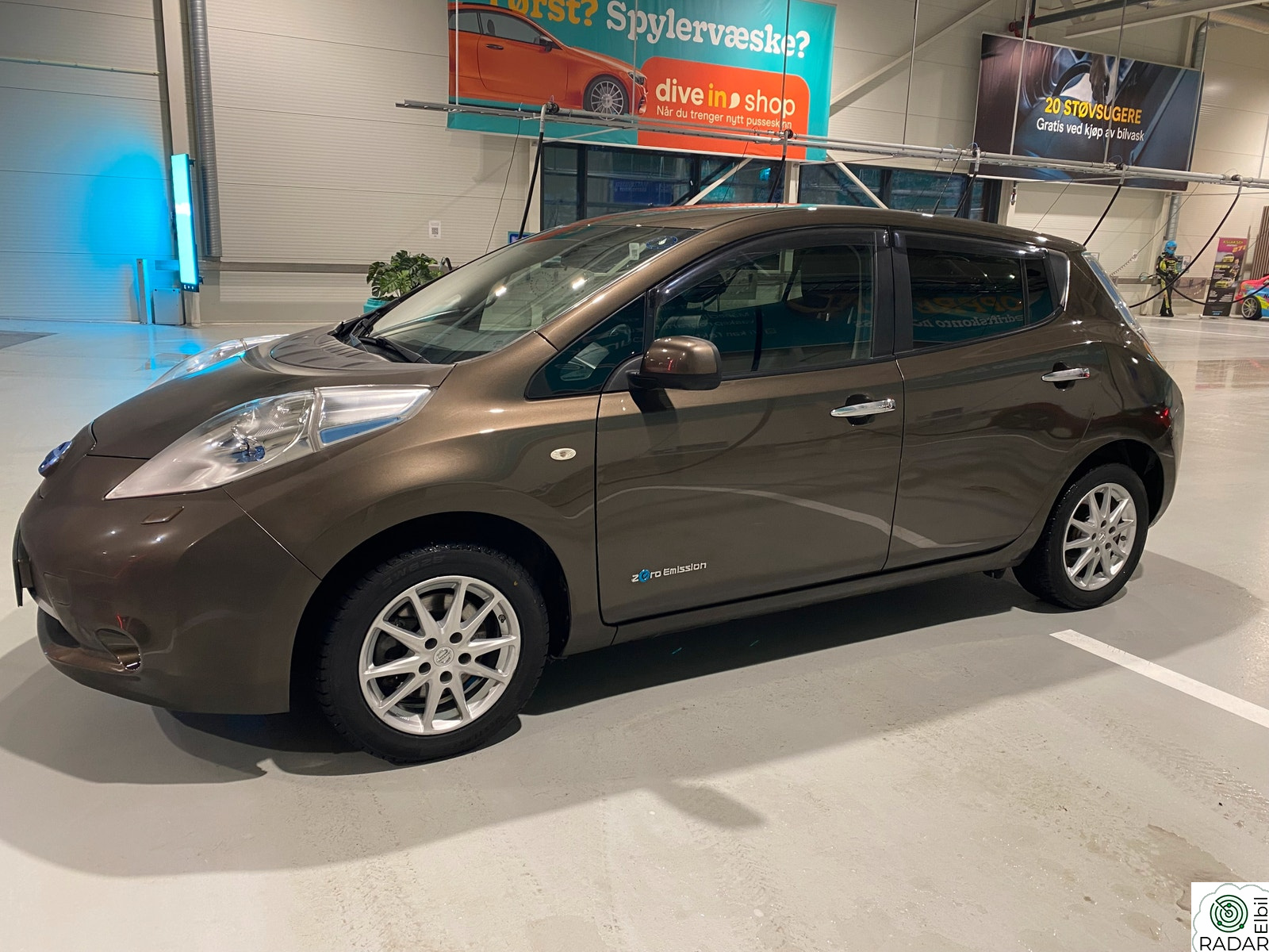 NISSAN LEAF 30kWh SE KM!Tekna 30kWh.Ny EU/serv.Skinn.Bose.360.Norsk