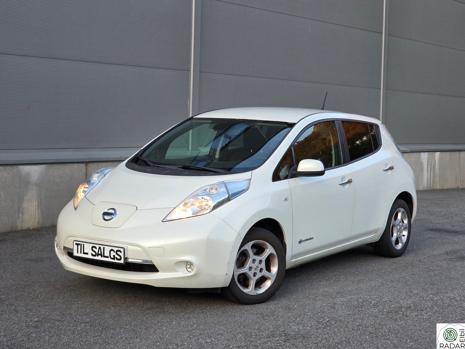 NISSAN Leaf 30kWh Acenta 30kWh*Eu ok *Lav km *10 av 12 strekker