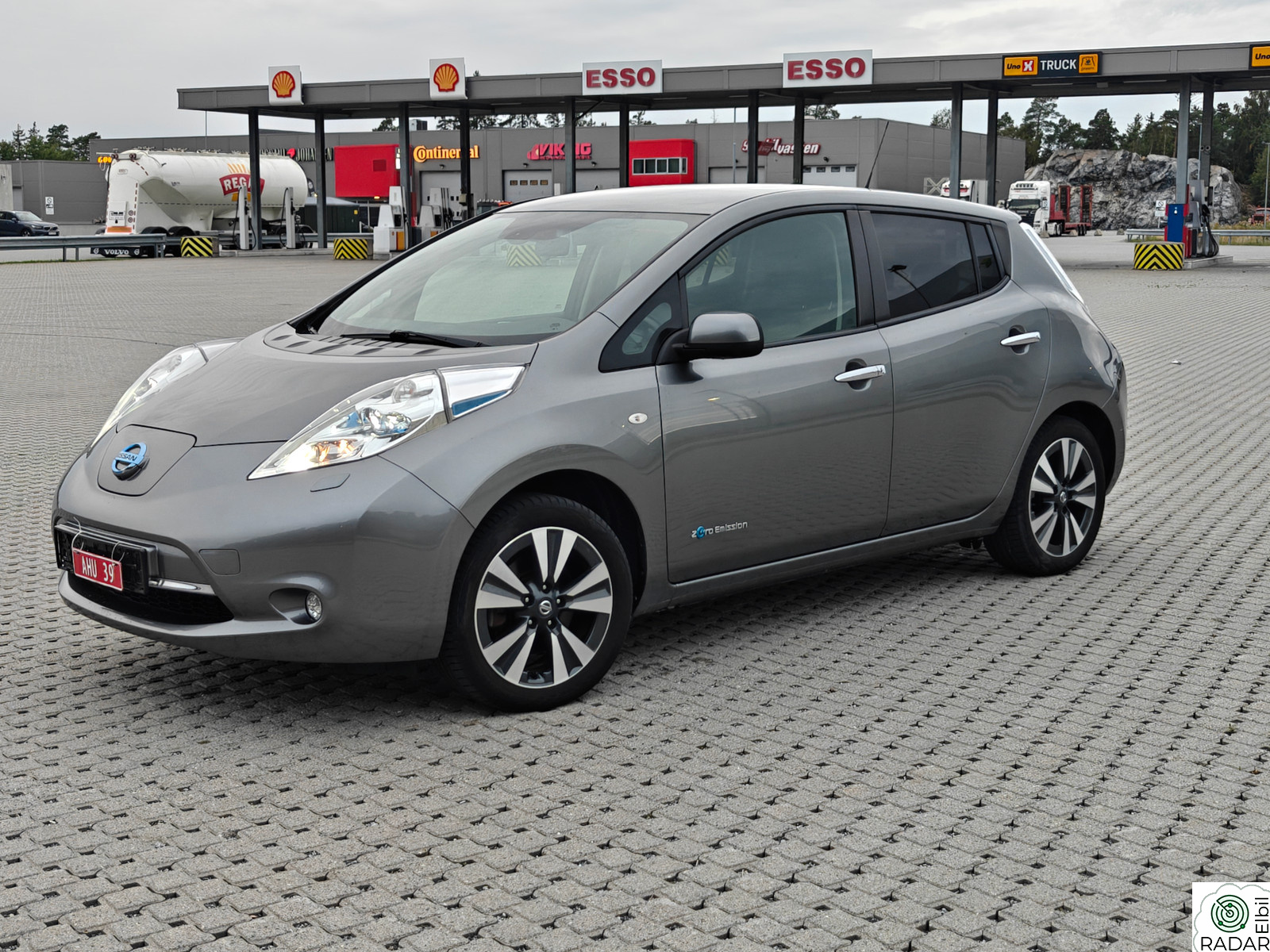 NISSAN Leaf 24kWh Tekna 24kWh (K)