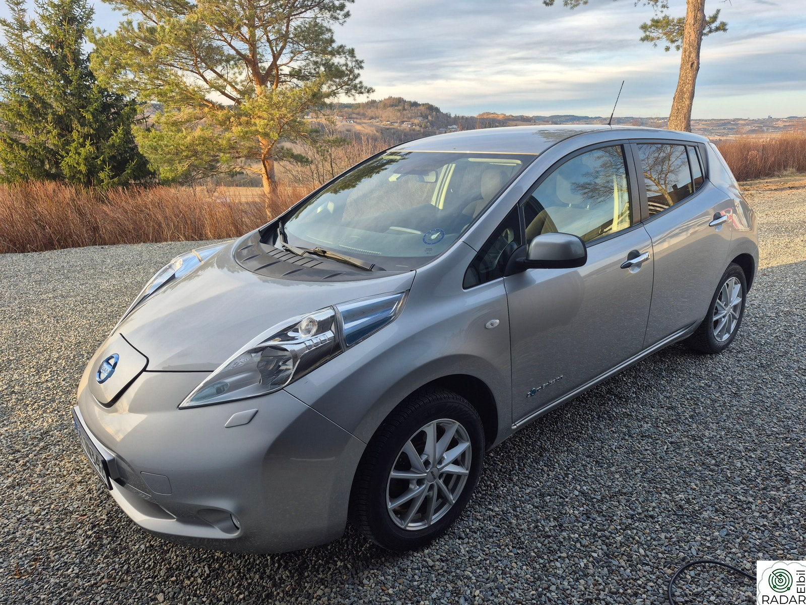 NISSAN LEAF 24kWh Acenta 24kWh