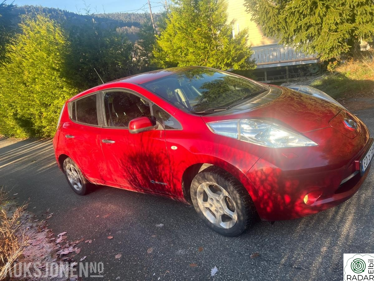 NISSAN LEAF 30kWh EU OK TIL 31.03.2026 ADAPTIV CRUISEKONTROLL 360 KAMERA