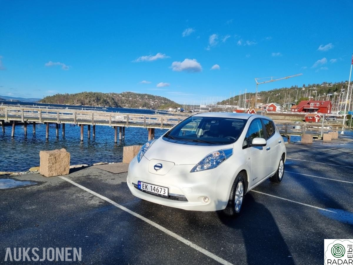 NISSAN LEAF 30kWh LEAF 30KW