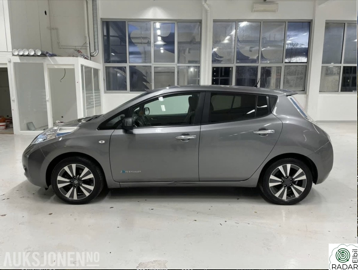 NISSAN Leaf 30kWh LEAF 0KW