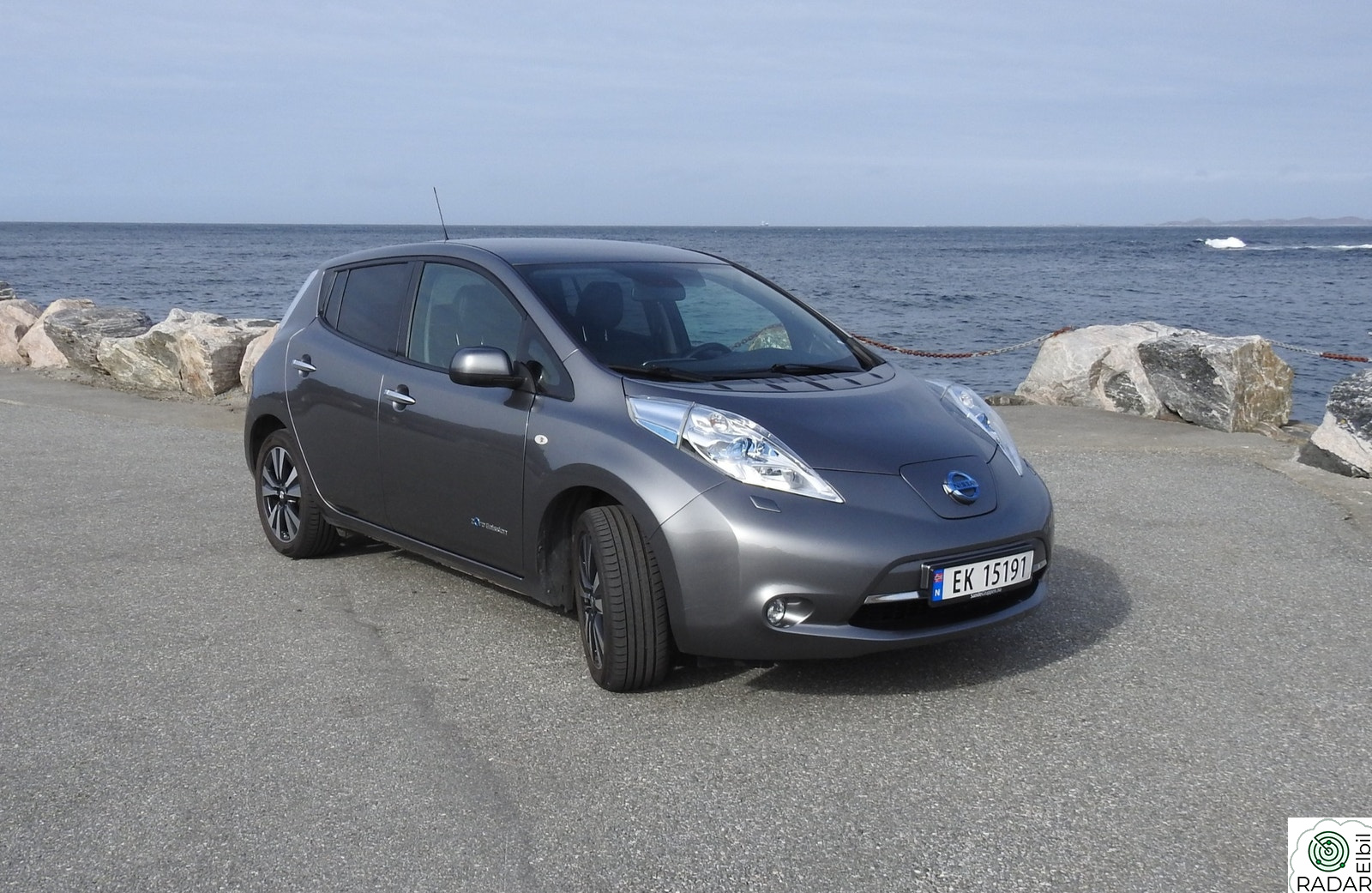 NISSAN LEAF 24kWh Tekna 24kWh