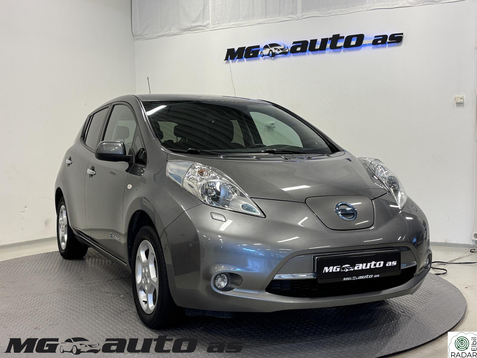 NISSAN LEAF 24kWh 24kWh*CRUISECONTROL*RYGGEKAMERA*LITE KJØRT*PEN!