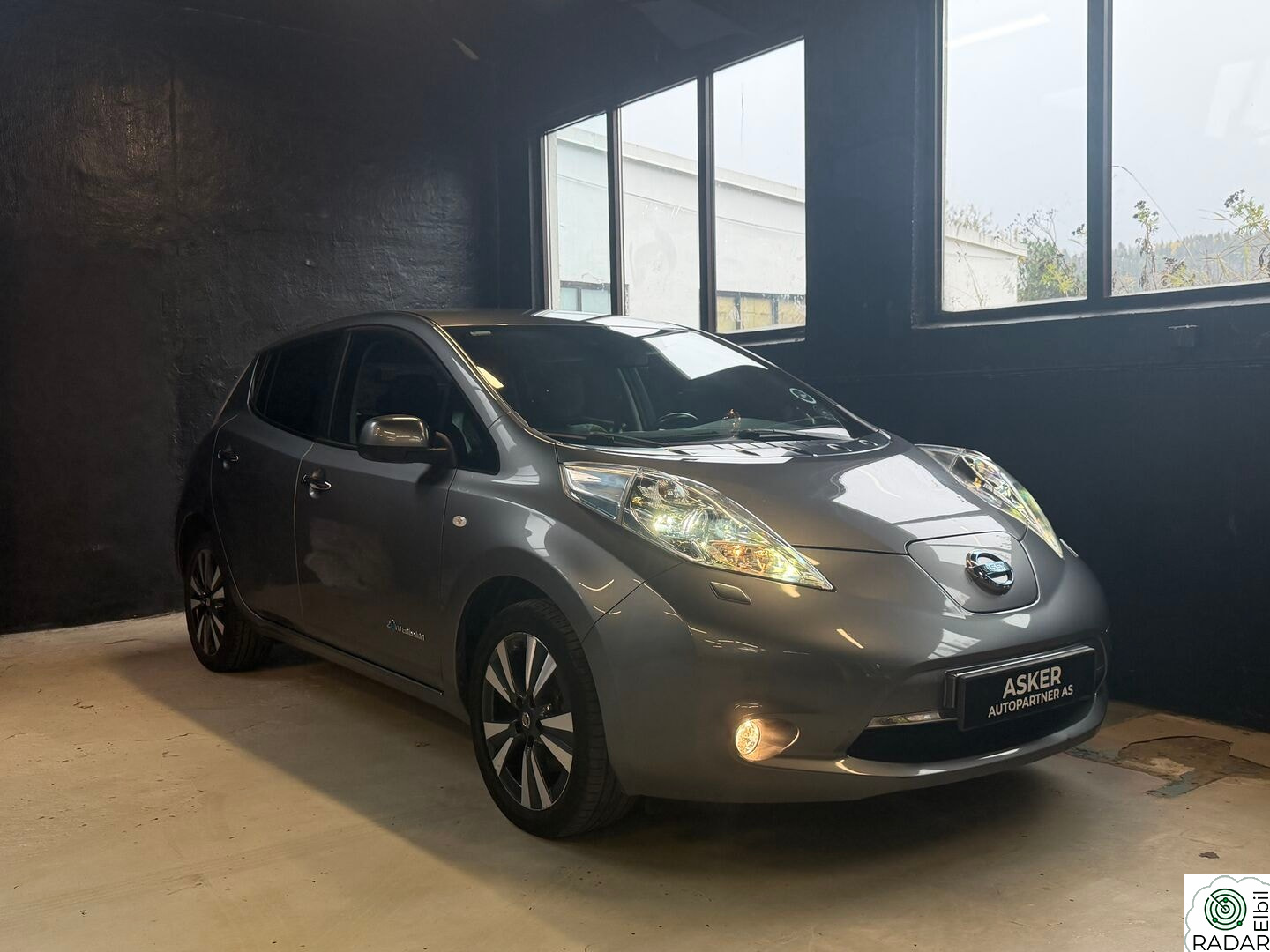 NISSAN LEAF 30kWh LEAF | AUTOMAT | LAV KM | SKINNSETER | EL +++