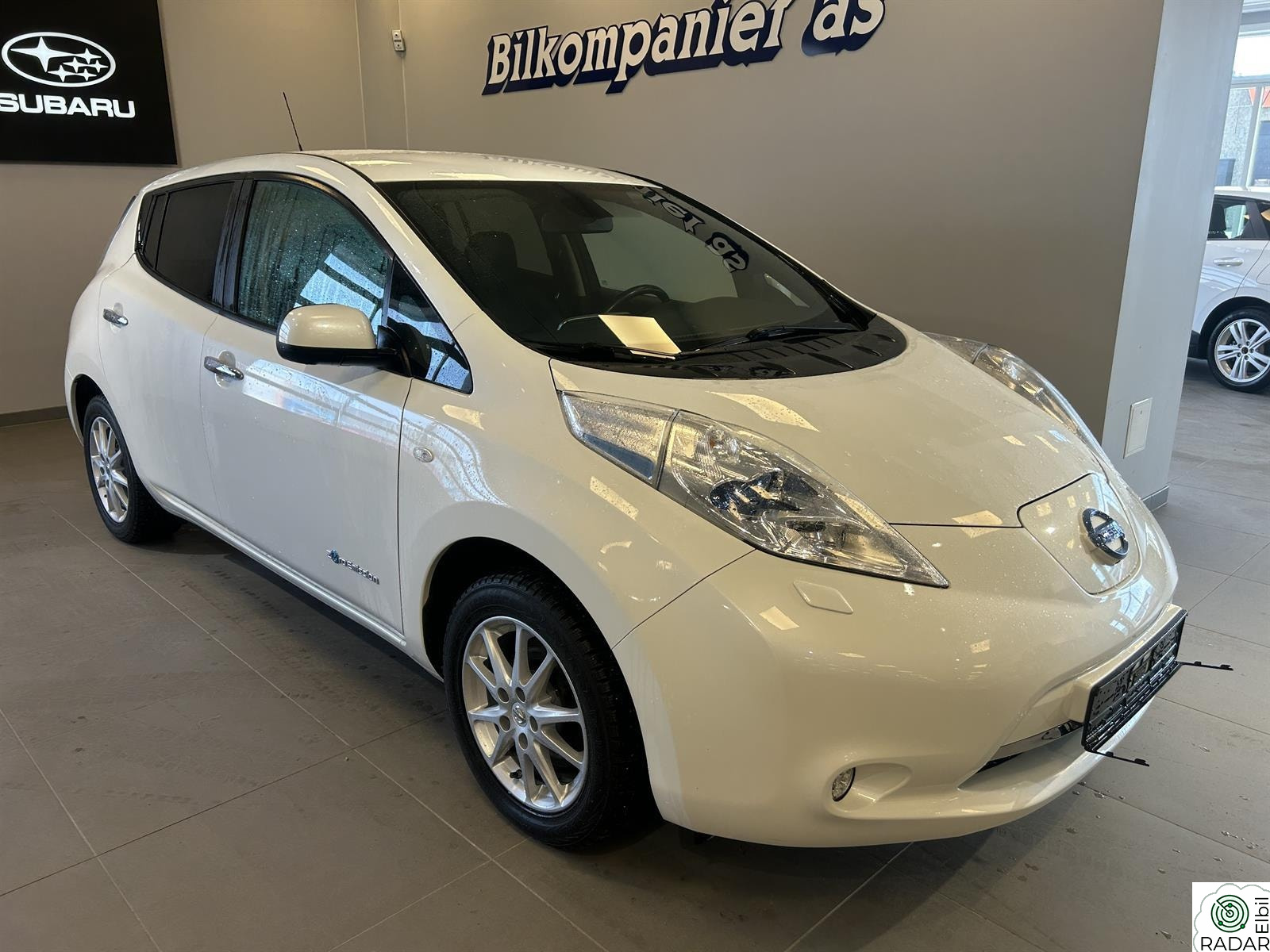 NISSAN LEAF 30kWh EV Tekna/30Kw/