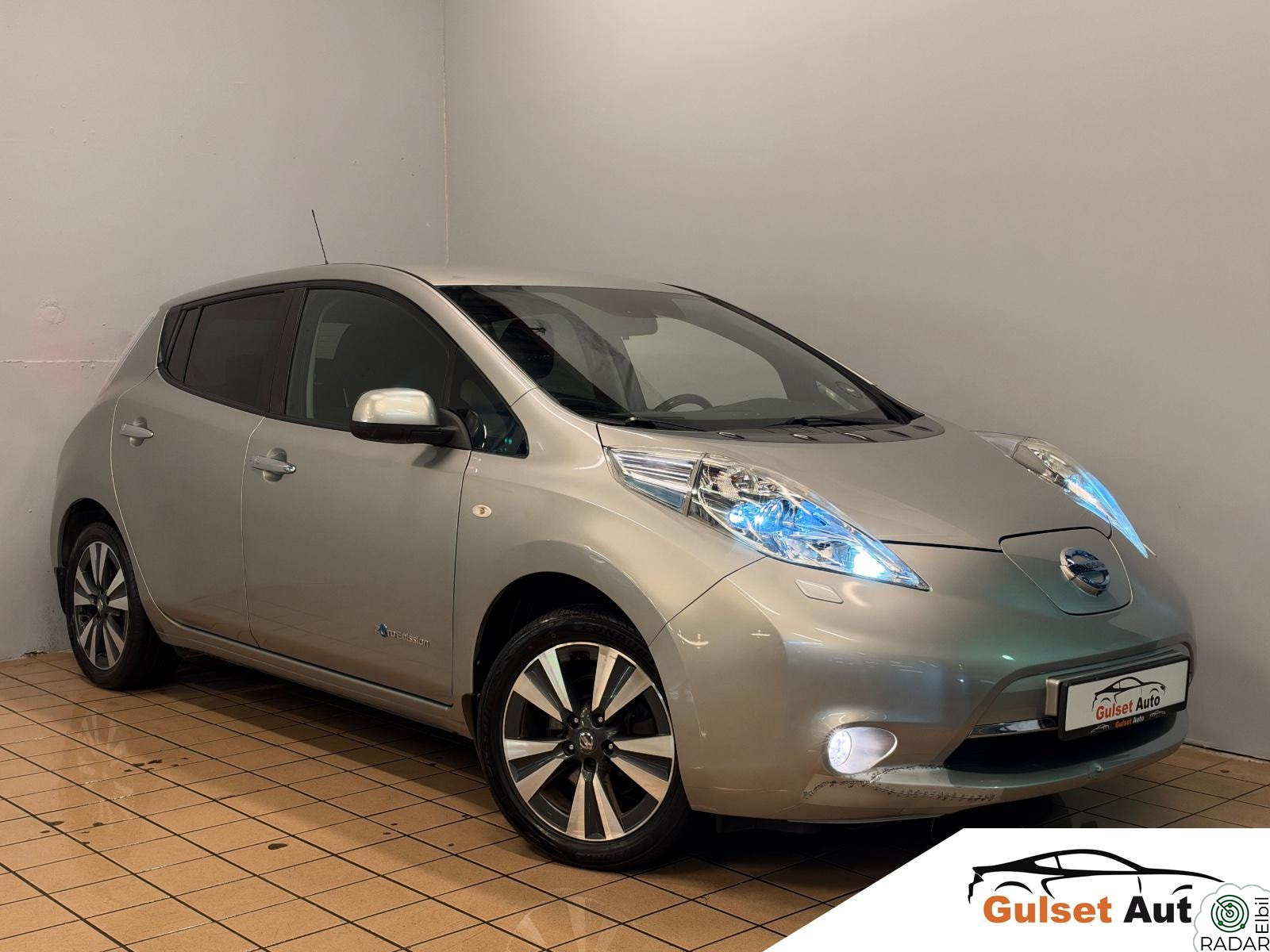 NISSAN LEAF 30kWh 30kWh 10/12 Streker / Varme / 360 Kamera / Navi / BOSE+